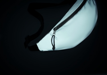 Logotrade Firmengeschenke das Foto: Reflektierende Gürteltasche