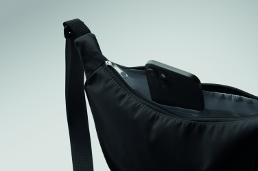 Logotrade Werbeartikel das Foto: Half-Moon Umhängetasche