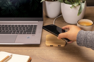 Logotrade promotional giveaway picture of: Bamboo 10W wireless charger with USB