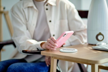 Logo trade promotional items picture of: ABS wireless charger 10W