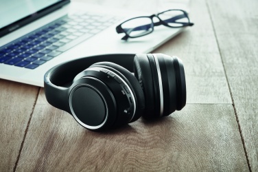 Logotrade promotional giveaway image of: ANC headphone and pouch