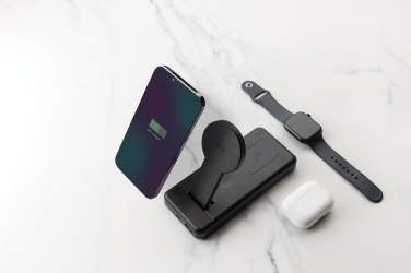 Logotrade ärikingid pilt: Fenwick RCS taaskasutatud plastist 10000mah 3 ühes kiire akupank