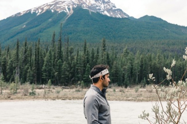 Logotrade ärikingituse foto: RCS taaskasutatud plastist Swiss Peak TWS kõrvaklapid 2.0