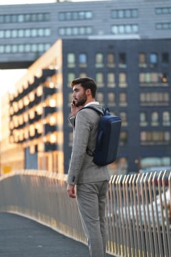 Logo trade meened foto: Bobby Bizzi vargusvastane seljakott ja kohver