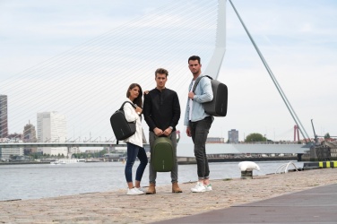 Logotrade firmakingitused pilt: Bobby Hero Väike vargusevastane seljakott