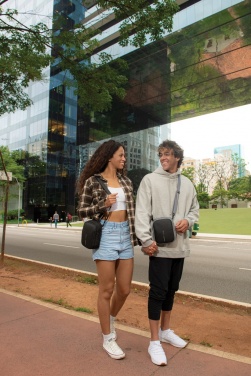 Logotrade meened pilt: Kast Sling