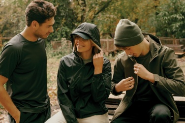 Logotrade meene foto: Iqoniq Tikal taaskasutatud polüestrist kiiresti kuivav spordisärk