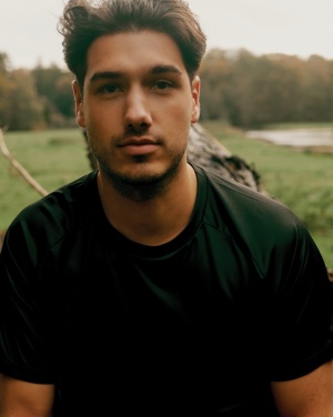 Logo trade ärikingituse pilt: Iqoniq Tikal taaskasutatud polüestrist kiiresti kuivav spordisärk