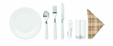 Logo trade reklaamkingid foto: Punutud piknikukorv 4 inimesele