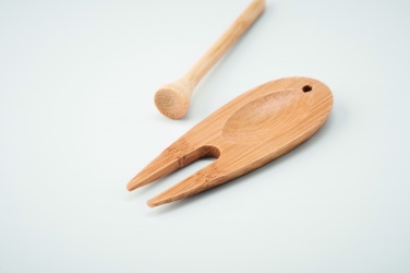 Logotrade ärikingituse foto: Bambusest golfimängu tööriist