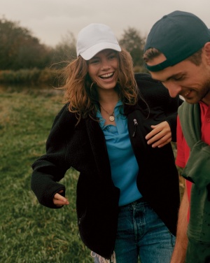 Logo trade liikelahjat mainoslahjat kuva: Iqoniq Diran teddyfleecetakki kierrätetystä polyesteristä