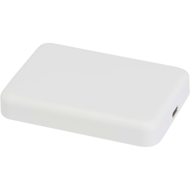Logotrade mainoslahja tuotekuva: Acrab 5 000 mAh:n ja 15 W:n magneettinen langaton varavirtalähde, jossa 20 W:n PD – valmistettu kierrätetystä muovista