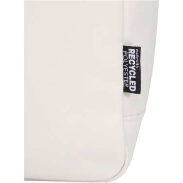 Logotrade mainoslahja tuotekuva: Trip 14” Aware™ kierrätetystä materiaalista valmistettu 9 litran reppu kannettavalle