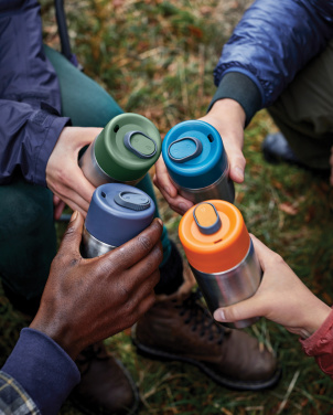 Logotrade mainoslahja tuotekuva: Musta+Blum-eristetty matkamuki ruostumatonta terästä