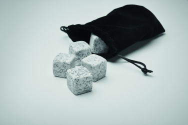 Logotrade firminės dovanos nuotrauka: 9 akmenėlių ledo kubelių rinkinys dėžutėje