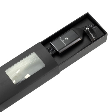 Logotrade logo dāvanas foto: Trīs vienā kabelis ar izgaismotu Pierre Cardin logotipu