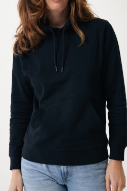Logotrade reklamprodukter bild: Iqoniq Rila lättvikt hoodie i återvunnen bomull